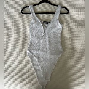 pretty little thing size 0 white bodysuit